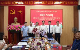 Bát Tràng công bố, triển khai quyết định về công tác cán bộ