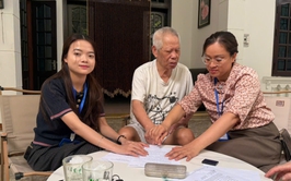 Hành trình Tổ xung kích hỗ trợ công dân yếu thế