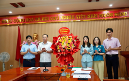 Công bố quyết định thành lập Ban đại diện Hội đồng quản trị Ngân hàng chính sách xã hội xã Đan Phượng.