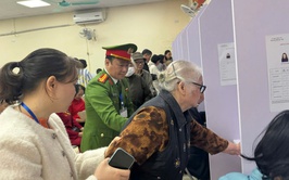 Triển khai phong trào thi đua “Ba nhất: Kỷ luật nhất - Trung thành nhất - Gần dân nhất”