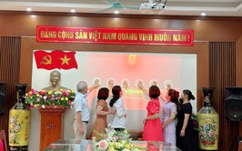 Chi bộ trường Tiểu học Tam Hiệp ra mắt ấn phẩm điện tử “Cẩm nang Y tế học đường”
