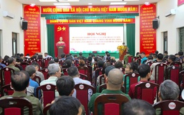 Hội nghị huấn luyện nghiệp vụ PCCC và CNCH cho lực lượng dân phòng PCCC và CNCH, các đồng chí Trưởng thôn, lực lượng ANTT; Đội PCCC và CNCH cơ sở thuộc cơ quan UBND xã Thiên Lộc.