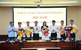 Hoài Đức tổ chức hội nghị trao quyết định về công tác cán bộ