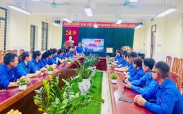 Chi đoàn trường Mầm non Thuần Mỹ tổ chức sinh hoạt chi đoàn tháng 4 với chủ đề 