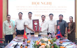 Bát Tràng trao đổi kinh nghiệm công tác kiểm tra, giám sát với Đoàn UBKT Đảng – Thanh tra Thủ đô Viêng Chăn