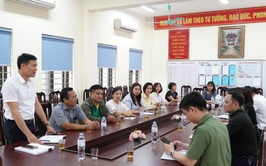 Đoàn liên ngành phường Chương Mỹ kiểm tra an toàn thực phẩm tại trường Tiểu học Phụng Châu và Tiểu học Biên Giang