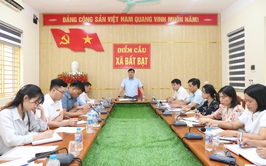 Thường trực UBND xã Bất Bạt làm việc với Trung tâm Dịch vụ Tổng hợp xã về các nhiệm vụ trọng tâm năm 2026