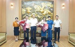 Đảng uỷ xã An Khánh công bố, trao Quyết định về công tác cán bộ