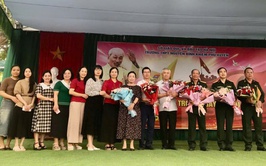 Trường THPT Nguyễn Bỉnh Khiêm tổ chức nói chuyện truyền thống nhân dịp kỷ niệm 51 năm Ngày Giải phóng miền Nam