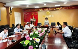 Đồng chí Vũ Thị Thành làm việc với Thường trực HĐND và cơ quan chuyên trách phường Bồ Đề