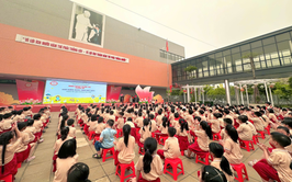 Trường Tiểu học Bùi Quốc Khái lan tỏa thông điệp hưởng ứng Ngày Trái Đất: “Sắc màu tái sinh - Khi rác thải cất lời”