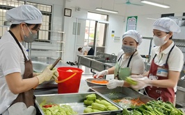 NÂNG CAO CHẤT LƯỢNG CÔNG TÁC AN TOÀN THỰC PHẨM TRONG TRƯỜNG MẦM NON – VÌ SỨC KHỎE TRẺ THƠ