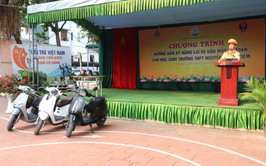 Chương trình hướng dẫn kỹ năng lái xe an toàn cho học sinh trường THPT Nguyễn Bỉnh Khiêm