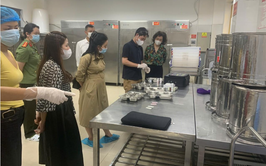 Phường Tây Hồ: Ra quân đồng loạt tháng An toàn thực phẩm