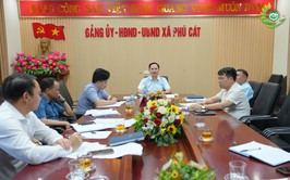 UBND xã Phú Cát họp tập thể lãnh đạo, xem xét nhiều nội dung trọng tâm