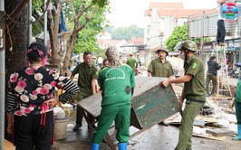 XÃ HƯNG ĐẠO RA QUÂN DUY TRÌ TRẬT TỰ ĐÔ THỊ, BẢO ĐẢM AN TOÀN GIAO THÔNG VÀ TRẬT TỰ CÔNG CỘNG