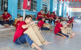 Phòng giao dịch Ngân hàng chính sách xã hội Hoài Đức triển khai chính sách tín dụng mới - tiếp sức người sau cai nghiện ma túy làm lại cuộc đời