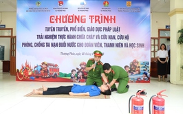 Đoàn Thanh niên cộng sản Hồ Chí Minh xã Thượng Phúc đã phối hợp tổ chức chương trình “Tuyên truyền, giáo dục pháp luật; trải nghiệm thực hành chữa cháy, cứu nạn cứu hộ và phòng chống tai nạn đuối nước” trên địa bàn xã