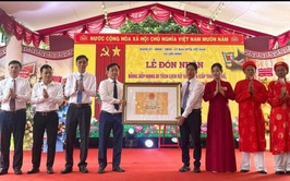 Lễ đón Bằng di tích Lịch sử - văn hóa cấp Thành phố đình Yên Châu
