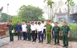 Phú Cát tổ chức dâng hương viếng Nghĩa trang Liệt sĩ và Nhà bia tưởng niệm nhân dịp kỷ niệm 30/4 và 1/5