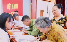 Xã Quang Minh: Thêm 19 trường hợp được bốc thăm nhận đất dịch vụ đợt 6