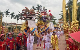 Rộn ràng lễ hội truyền thống giao hảo thôn Trần Đăng (Ứng Thiên) – Áng Phao (Dân Hòa)
