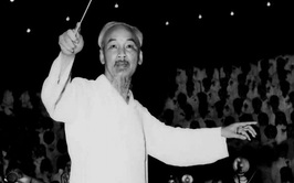 Nhìn lại ‘51 năm bản hùng ca đất nước’ qua những bức ảnh xúc động