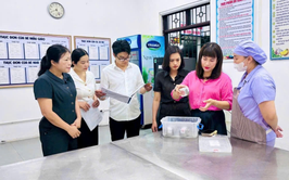 Tăng cường quản lý và đảm bảo an toàn thực phẩm bữa ăn bán trú gắn với nâng cao sức khỏe học sinh trên địa bàn