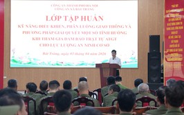 Công an xã Bát Tràng tập huấn kỹ năng điều khiển, phân luồng giao thông và xử lý tình huống trong bảo đảm trật tự, an toàn giao thông cho lực lượng tham gia bảo vệ ANTT ở cơ sở