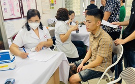 Triển khai mô hình tuyến phố An toàn thực phẩm có kiểm soát nhằm giải quyết điểm nghẽn về An toàn thực phẩm” trên địa bàn phường Hoàn Kiếm