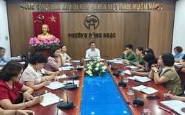 Phường Đông Ngạc họp Ban chỉ đạo đảm bảo vệ sinh an toàn thực phẩm.