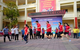 XÃ PHÙ ĐỔNG TỔ CHỨC GIẢI THỂ THAO CÁN BỘ, CÔNG CHỨC, VIÊN CHỨC, NGƯỜI LAO ĐỘNG CHÀO MỪNG CÁC NGÀY LỄ LỚN