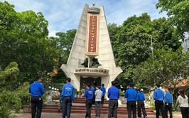 Phường Tây Hồ: Tri ân các anh hùng liệt sĩ nhân dịp kỷ niệm 51 năm ngày Giải phóng Miền Nam, thống nhất đất nước (30/4/1975 – 30/4/2026)