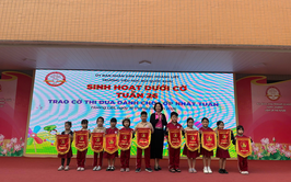 Trường Tiểu học Bùi Quốc Khái lan tỏa nét đẹp văn hóa ứng xử trong tiết sinh hoạt dưới cờ 