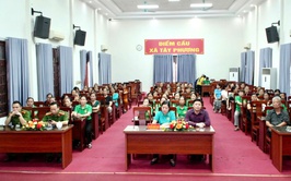 Hội nông dân xã Tây Phương  tổ chức hội nghị, phổ biến luật trật tự, an toàn giao thông đường bộ, luật an ninh mạng cho cán bộ, hội viên nông dân