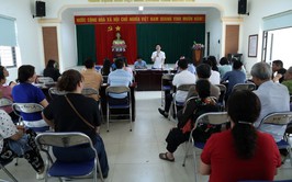 UBND xã Xuân Mai tổ chức hội nghị tuyên truyền, vận động các hộ gia đình, cá nhân có đất thu hồi bàn giao mặt bằng thi công thực hiện dự án đầu tư cải tạo, nâng cấp Quốc lộ 6 đoạn  qua thôn Tiên Trượng, thôn Tiến Ân