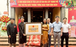 Thôn Đại Đồng Độ Lân xã Kiều Phú đón bằng xếp hạng di tích lịch sử văn hóa cấp thành phố Nhà thời Phụ quốc Thượng tướng quân Trịnh Đình Nhãn