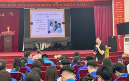 Trạm Y tế xã Vĩnh Thanh tổ chức Hội nghị truyền thông về lợi ích của khám sức khỏe trước khi kết hôn và sàng lọc trước sinh, sơ sinh dành cho đoàn viên, thanh niên trên địa bàn xã.