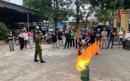 TẬP HUẤN PCCC & CNCH TẠI XÃ THANH TRÌ 