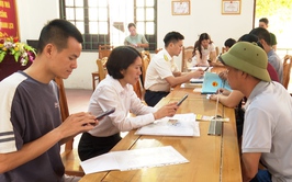 Xã Phú Xuyên tổ chức hướng dẫn, hỗ trợ các hộ kinh doanh về giải pháp chuyển đổi số và thanh toán không dùng tiền mặt