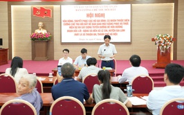 Hội nghị vận động, thuyết phục các hộ gia đình, cá nhân thuộc diện cưỡng chế thu hồi đất để bàn giao mặt bằng phục vụ thực hiện dự án: Xây dựng tuyến đường đê Hữu Đuống