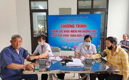 KHÁM SỨC KHỎE MIỄN PHÍ CHO NGƯỜI CAO TUỔI TẠI ĐIỂM Y TẾ TIỀN PHONG