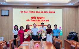 UBND xã Sơn Đồng: Bổ nhiệm lại Phó Hiệu trưởng trường Mầm non Tiền Yên B và trường Tiểu học Sơn Đồng