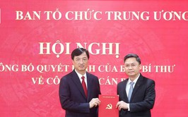 Ban Tổ chức Trung ương phối hợp với Thành ủy Hà Nội tổ chức Hội nghị công bố quyết định của Ban Bí thư về công tác cán bộ