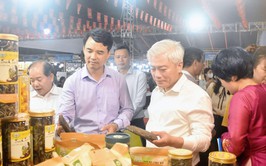 Khai mạc “Tuần hàng Kinh tế tập thể 2026”: Gần 100 hợp tác xã đưa nông sản sạch, đặc sản vùng miền đến người tiêu dùng Thủ đô