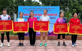 Sôi nổi Giải bóng chuyền hơi trung, cao tuổi phường Tây Mỗ năm 2026