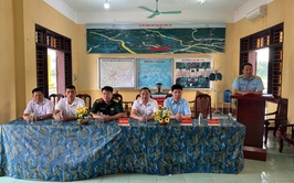 Đoàn công tác xã Thư Lâm thăm chiến sĩ mới tại Sư đoàn 371 – Quân chủng Phòng không – Không quân (phường Phù Liễn, thành phố Hải Phòng)