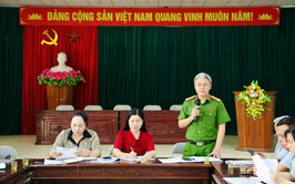 Tổ tuyên truyền, vận động Nhân dân trong công tác giải phóng mặt bằng thực hiện Dự án cải tạo, nâng cấp Quốc lộ 6 đoạn Ba La - Xuân Mai (địa bàn xã Trường Yên cũ) tổ chức hội nghị triển khai nhiệm vụ