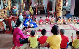 TRƯỜNG MẦM NON NAM TIẾN TỔ CHỨC HOẠT ĐỘNG TRẢI NGHIỆM NGHỆ THUẬT CA TRÙ TRUYỀN THỐNG CHANH THÔN – PHÚ XUYÊN