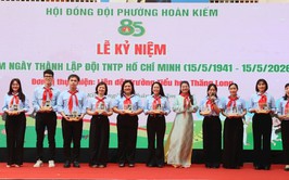 Thiếu nhi Hoàn Kiếm tự hào truyền thống, vững bước vào kỷ nguyên số
